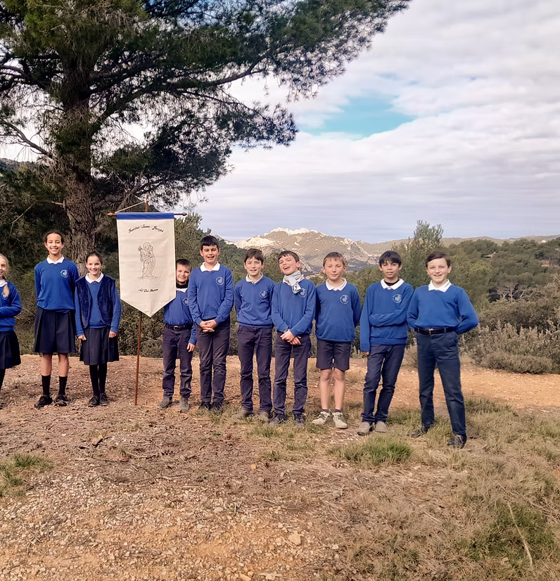 Famille contactant l'Institut Saint-Joseph